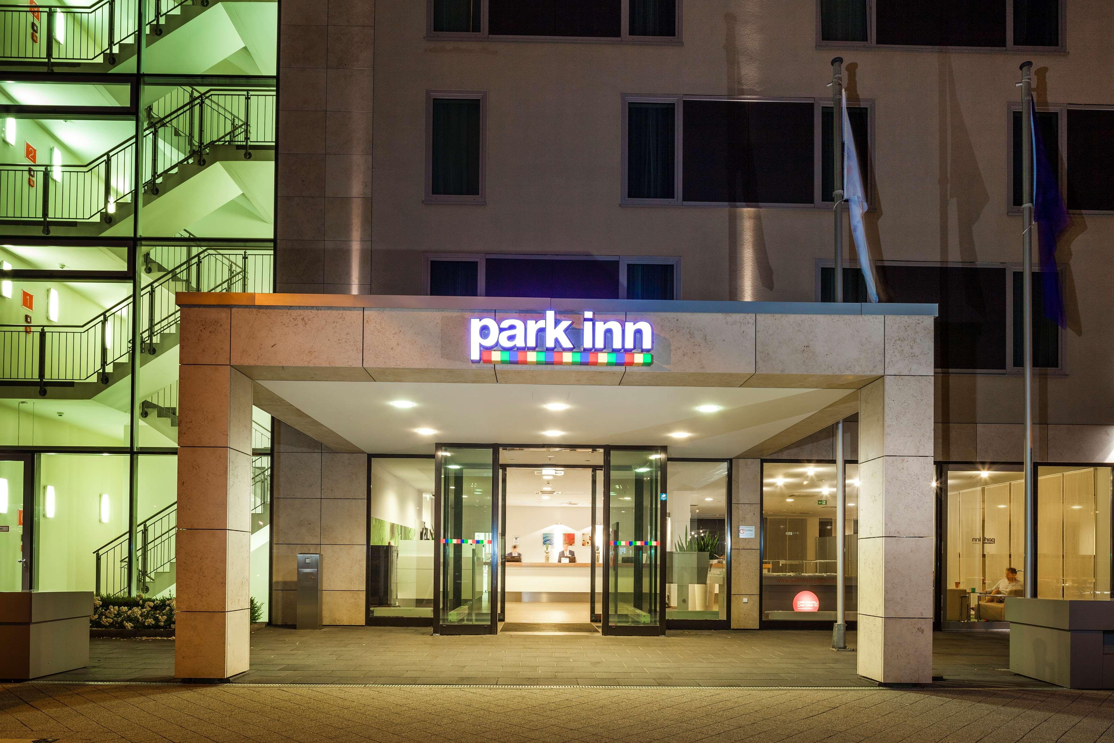 Park Inn By Radisson Frankfurt Airport Frankfurt am Main Exterior foto